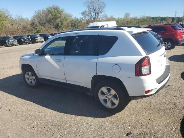 Photo 2 from auction – 2016 JEEP COMPASS LATITUDE with VIN 1C4NJCEA2GD744370