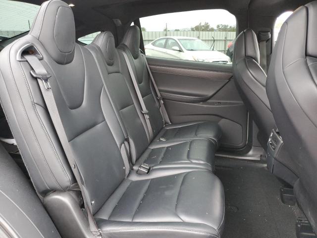 Photo 11 from auction – 2018 TESLA MODEL X with VIN 5YJXCAE24JF137449