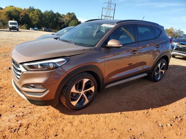 HYUNDAI TUCSON LIM 2017 with VIN KM8J33A25HU553045 - Photo from auction