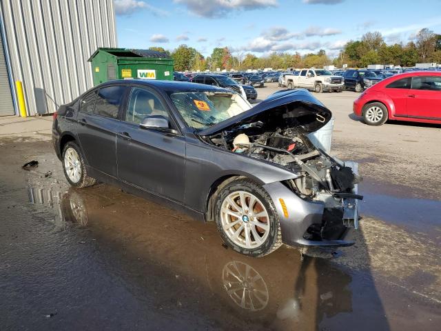 Photo 4 from auction – 2018 BMW 320 XI with VIN WBA8E5G50JNU47691
