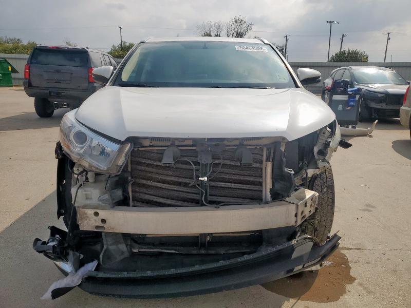 Photo 5 from auction – 2014 TOYOTA HIGHLANDER with VIN 5TDYKRFH1ES036864