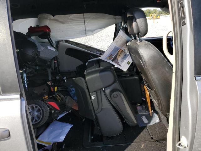 Photo 11 from auction – 2018 DODGE GRAND CARA with VIN 2C4RDGCG0JR215754