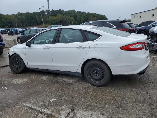 Photo 2 from auction – 2014 FORD FUSION S with VIN 3FA6P0G73ER123555