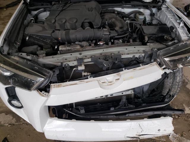 Photo 12 from auction – 2018 TOYOTA 4RUNNER SR with VIN JTEZU5JR0J5178075