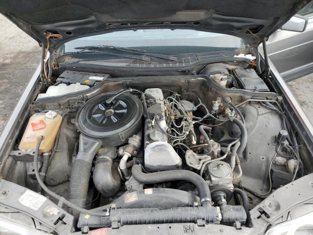 Photo 11 from auction – 1982 MERCEDES-BENZ 300 SD with VIN WDBCB20A8CB027918