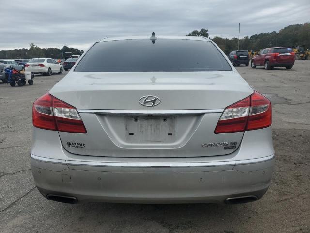 Photo 6 from auction – 2012 HYUNDAI GENESIS 5. with VIN KMHGC4DH9CU188362