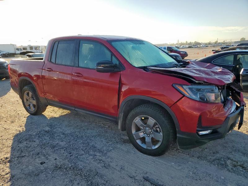 Photo 4 from auction – 2025 HONDA RIDGELINE with VIN 5FPYK3F68SB025394