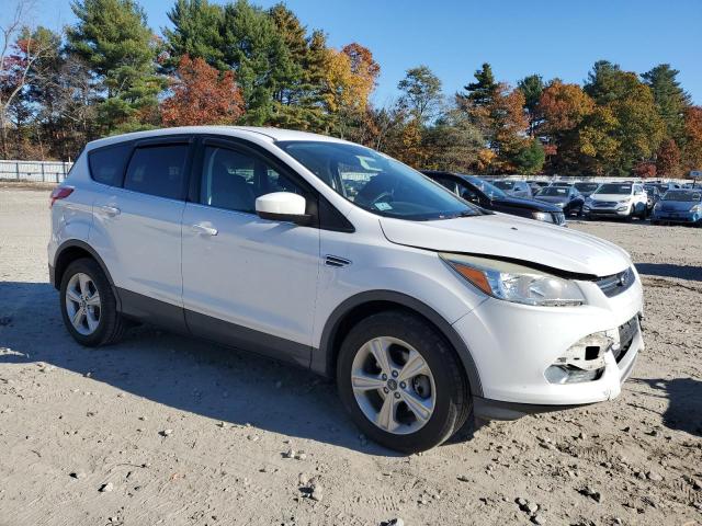 Photo 4 from auction – 2016 FORD ESCAPE SE with VIN 1FMCU9GX4GUA32828