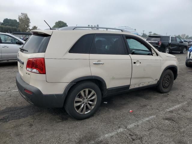 Photo 3 from auction – 2011 KIA SORENTO EX with VIN 5XYKUDA2XBG058439