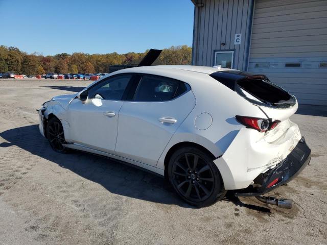 Photo 2 from auction – 2021 MAZDA 3 PREMIUM with VIN JM1BPAML5M1314533
