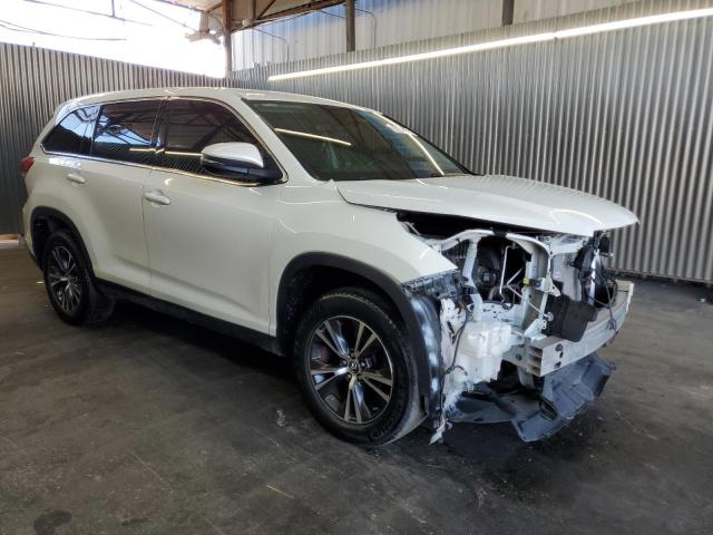 Photo 4 from auction – 2019 TOYOTA HIGHLANDER with VIN 5TDZZRFH1KS338957