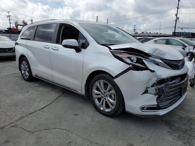Photo 4 from auction – 2023 TOYOTA SIENNA LIM with VIN 5TDERKEC3PS165378
