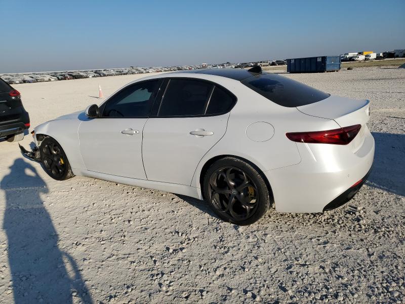 Photo 2 from auction – 2018 ALFA ROMEO GIULIA TI with VIN ZARFAECN8J7581290