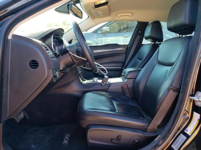 Photo 7 from auction – 2017 CHRYSLER 300 LIMITE with VIN 2C3CCAAG0HH582344