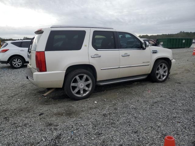 Photo 3 from auction – 2010 CADILLAC ESCALADE H with VIN 1GYUCEEJ1AR213229