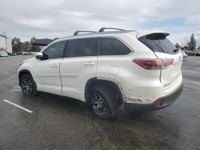 Photo 2 from auction – 2016 TOYOTA HIGHLANDER with VIN 5TDKKRFH3GS166539