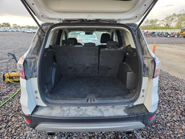 Photo 6 from auction – 2017 FORD ESCAPE SE with VIN 1FMCU0GD8HUC64710