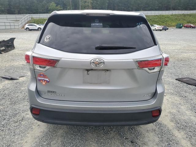 Foto 6 de la subasta – 2016 TOYOTA HIGHLANDER con VIN 5TDBKRFH9GS299578