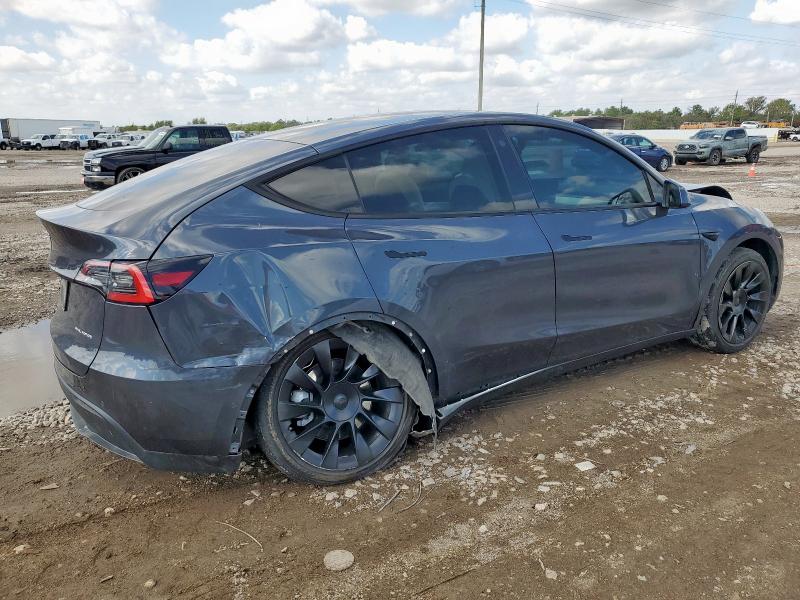 Photo 3 from auction – 2021 TESLA MODEL Y with VIN 5YJYGDEE8MF102440