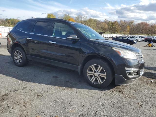Photo 4 from auction – 2017 CHEVROLET TRAVERSE L with VIN 1GNKRGKD2HJ194258