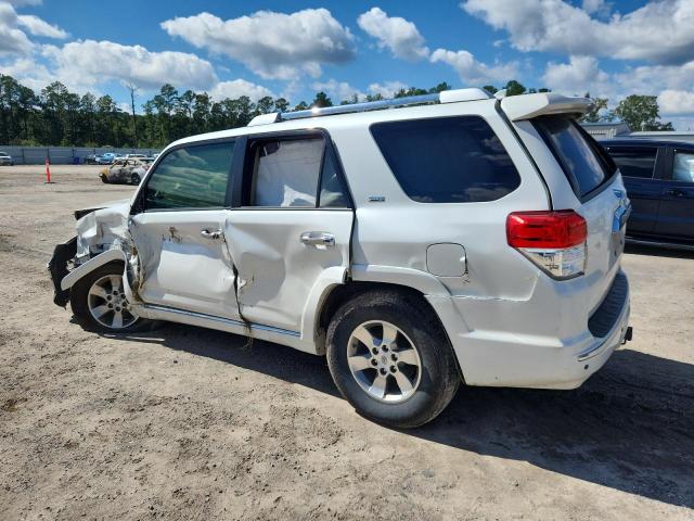 Photo 2 from auction – 2013 TOYOTA 4RUNNER SR with VIN JTEZU5JR1D5047144