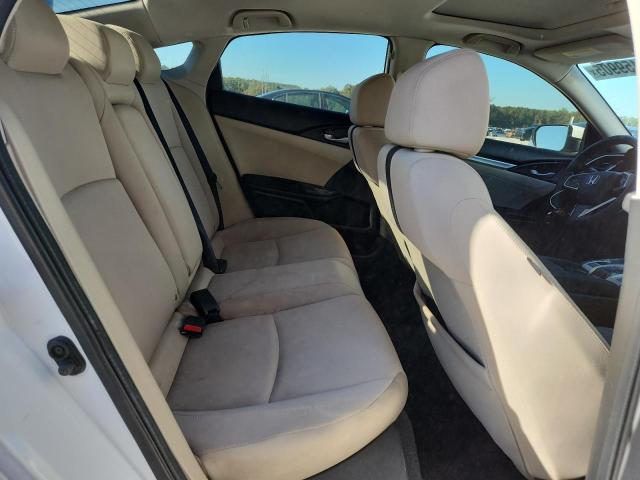 Photo 10 from auction – 2018 HONDA CIVIC with VIN 19XFC2F75JE038012