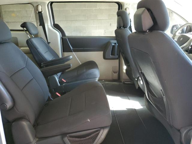 Photo 11 from auction – 2010 DODGE GRAND CARA with VIN 2D4RN4DE5AR364978