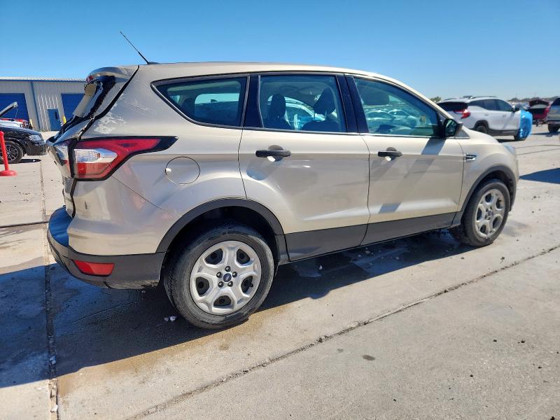 Photo 3 from auction – 2018 FORD ESCAPE S with VIN 1FMCU0F77JUA63849
