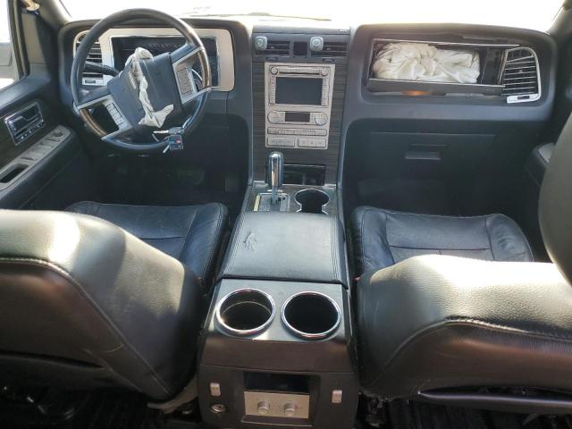 Photo 8 from auction – 2010 LINCOLN NAVIGATOR L with VIN 5LMJJ3H53AEJ04367