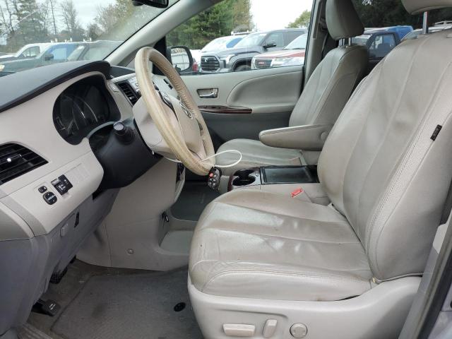 Photo 7 from auction – 2013 TOYOTA SIENNA XLE with VIN 5TDYK3DC9DS388917