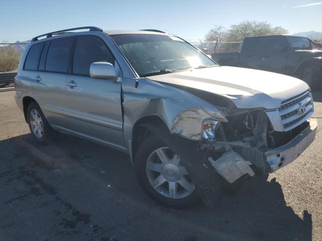 Foto 4 de la subasta – 2002 TOYOTA HIGHLANDER con VIN JTEGD21A920030425
