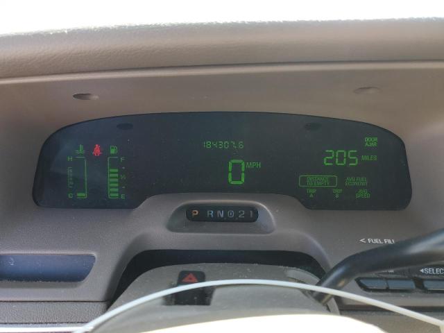 Photo 9 from auction – 2000 MERCURY GRAND MARQ with VIN 2MEFM75W0YX601831