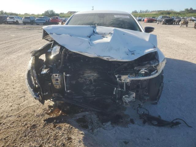 Photo 5 from auction – 2017 CHRYSLER 200 LX with VIN 1C3CCCFB8HN509240
