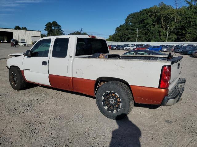 Photo 2 from auction – 2005 CHEVROLET SILVERADO with VIN 2GCEC19T951283347