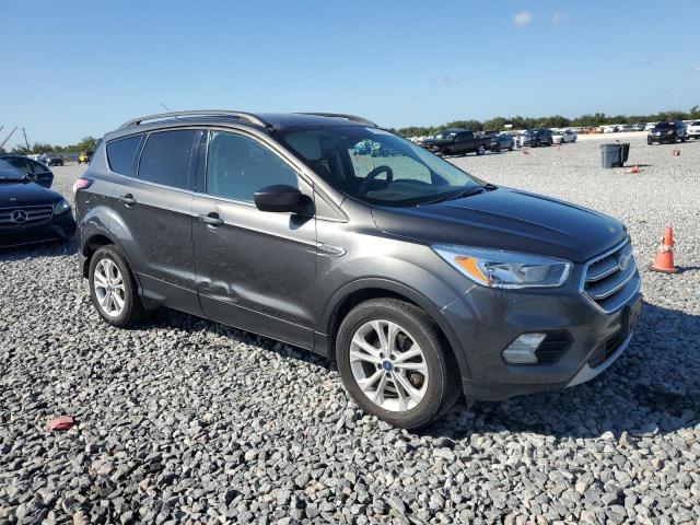 Photo 4 from auction – 2018 FORD ESCAPE SE with VIN 1FMCU0GD9JUC49901