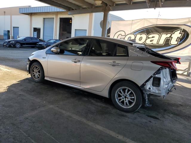 Photo 2 from auction – 2018 TOYOTA PRIUS PRIME with VIN JTDKARFP5J3095203