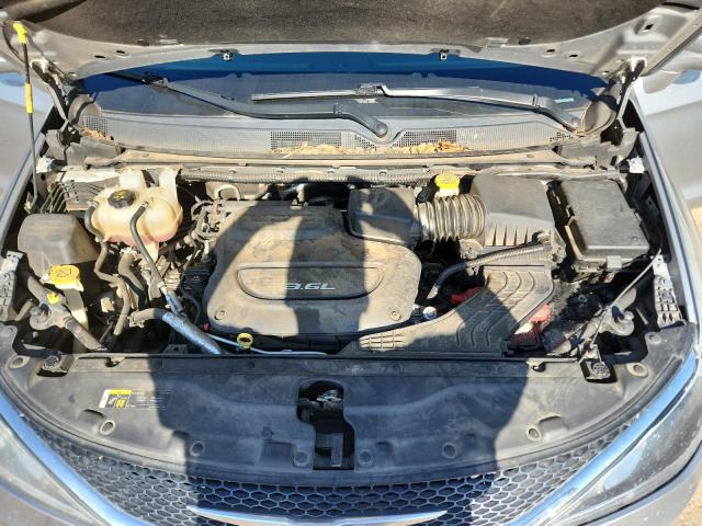 Photo 12 from auction – 2019 CHRYSLER PACIFICA TOURING PLUS with VIN 2C4RC1FG8KR549463