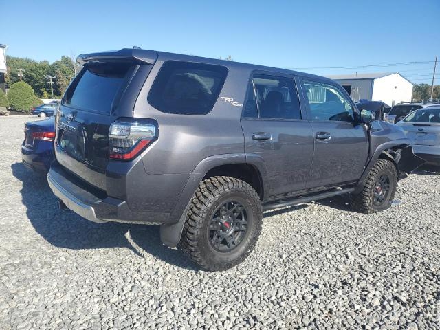 Photo 3 from auction – 2017 TOYOTA 4RUNNER SR with VIN JTEBU5JR2H5478986