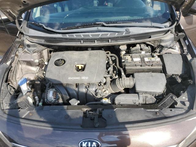 Photo 11 from auction – 2017 KIA FORTE LX with VIN 3KPFK4A70HE121587