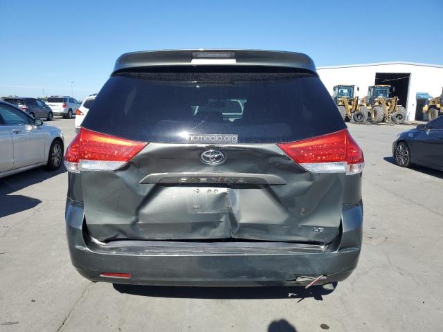 Photo 6 from auction – 2014 TOYOTA SIENNA LE with VIN 5TDKK3DCXES416103