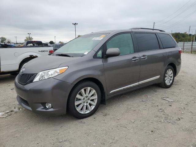 Photo 1 from auction – 2017 TOYOTA SIENNA XLE with VIN 5TDDZ3DC4HS178502