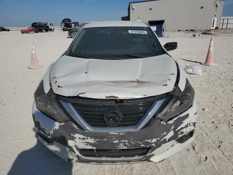 Photo 5 from auction – 2017 NISSAN ALTIMA with VIN 1N4AL3AP1HC178976
