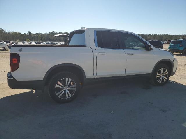 Photo 3 from auction – 2017 HONDA RIDGELINE with VIN 5FPYK3F43HB015119