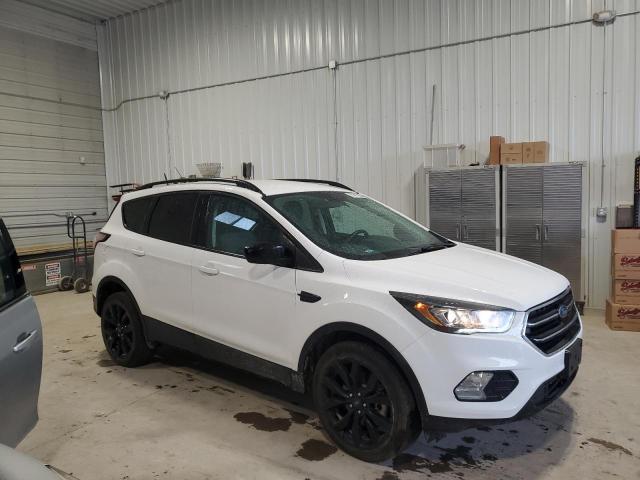 Photo 4 from auction – 2017 FORD ESCAPE SE with VIN 1FMCU9GD1HUC66397