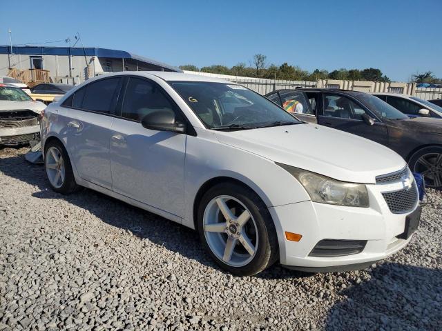 Photo 4 from auction – 2014 CHEVROLET CRUZE LS with VIN 1G1PB5SG4E7322969
