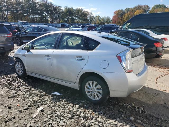 Photo 2 from auction – 2012 TOYOTA PRIUS PLUG with VIN JTDKN3DP6C3028598