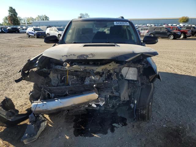 Photo 5 from auction – 2019 TOYOTA 4RUNNER SR with VIN JTEBU5JRXK5701346