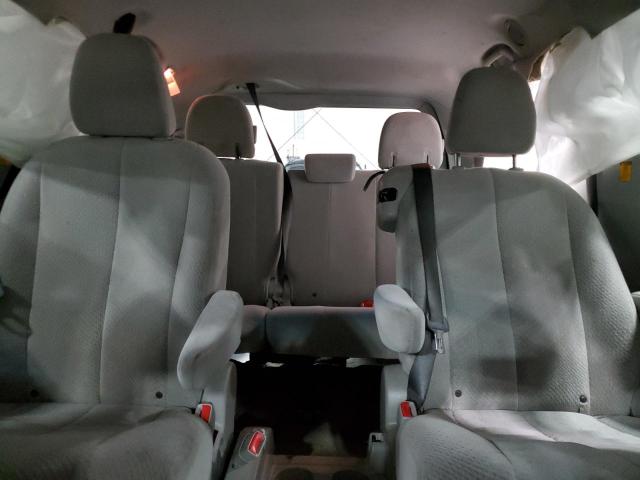 Photo 10 from auction – 2013 TOYOTA SIENNA LE with VIN 5TDKK3DC2DS310694