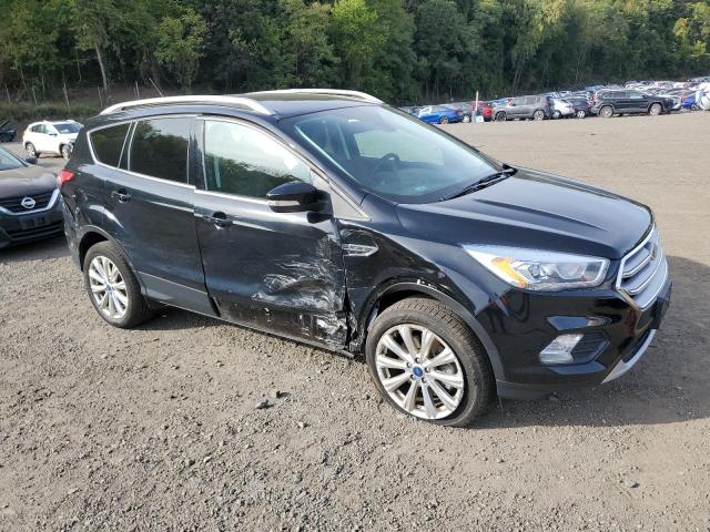 Photo 4 from auction – 2017 FORD ESCAPE TITANIUM with VIN 1FMCU9J9XHUD14869