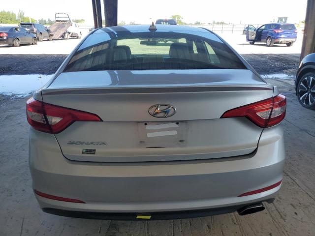 Photo 6 from auction – 2017 HYUNDAI SONATA SE with VIN 5NPE24AF8HH583717